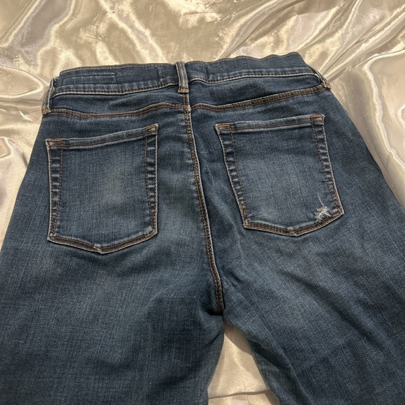 ♡distressed jeans ♡ - Picture 4 of 5